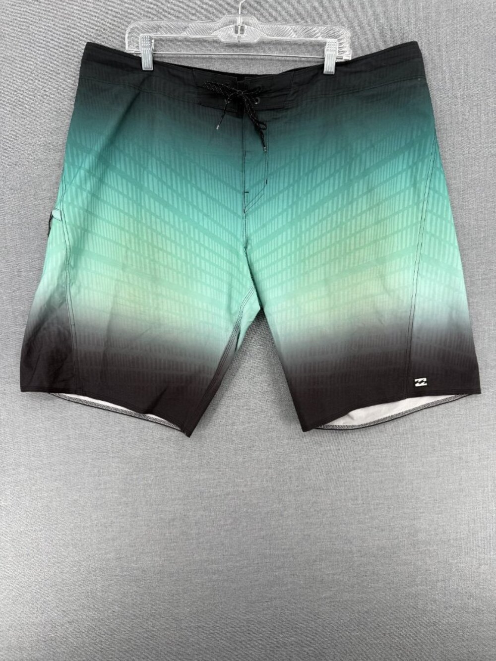 Billabong Fluid Pro  Board Short Mens 40 11" Ombre Swim Trunks Drawstring